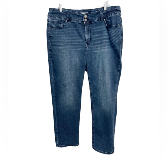 Lane Bryant Flex Magic Waistband High Rise Straight Jeans - Picture 4 of 7